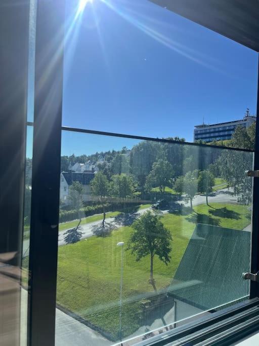 City Center 7Th Floor Apartement With Beautiful View Tromsø Eksteriør billede