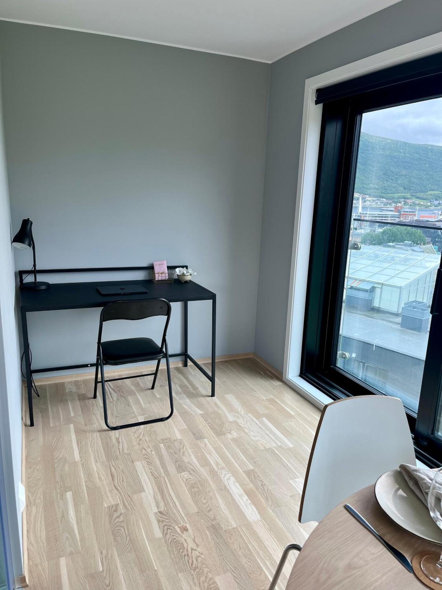 City Center 7Th Floor Apartement With Beautiful View Tromsø Eksteriør billede